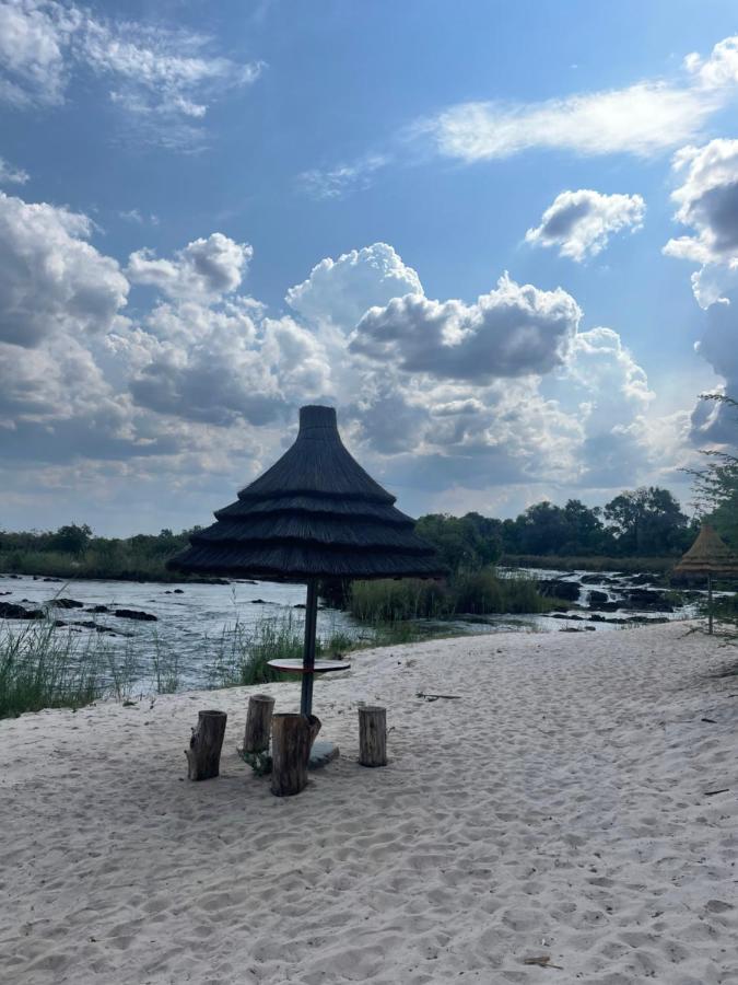 White Sands Lodge Divundu Exterior photo
